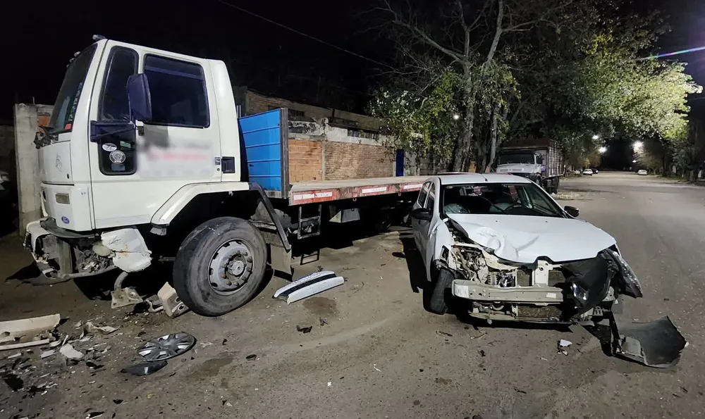 CHOQUE CAMION ESTACIONADO