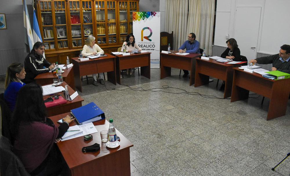 HONORABLE CONCEJO DELIBERANTE junio 20020