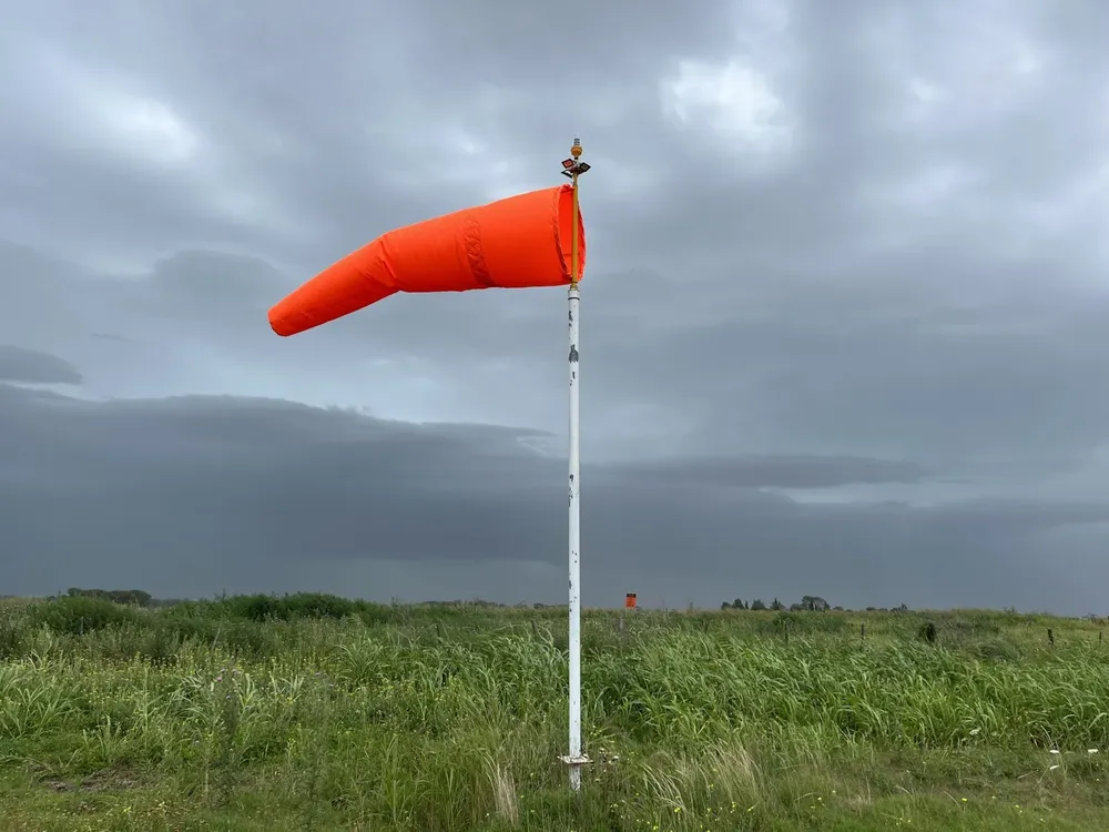 manga de viento eolica aerodromo 1 (FILEminimizer)