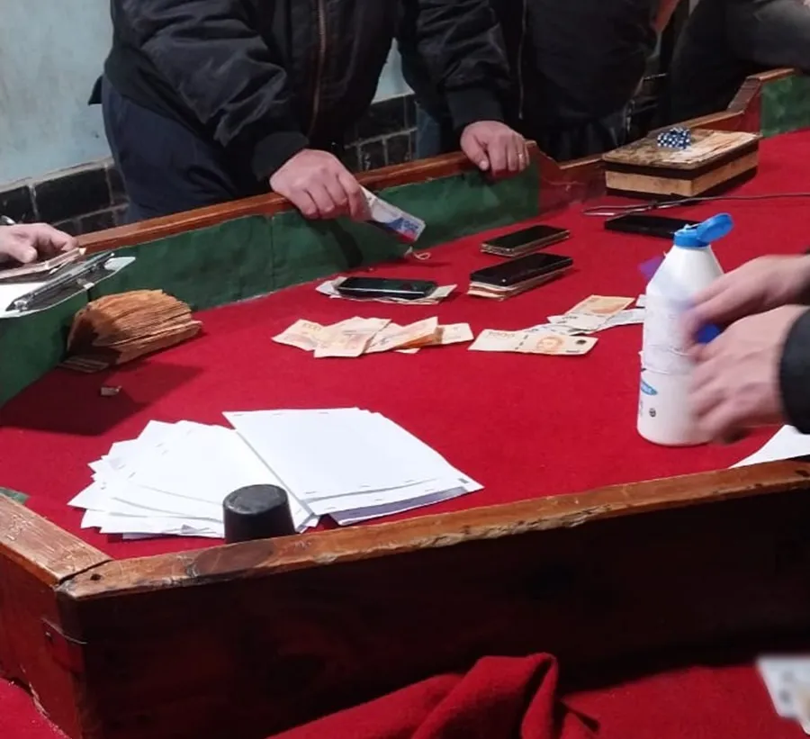 juego clandestino 4