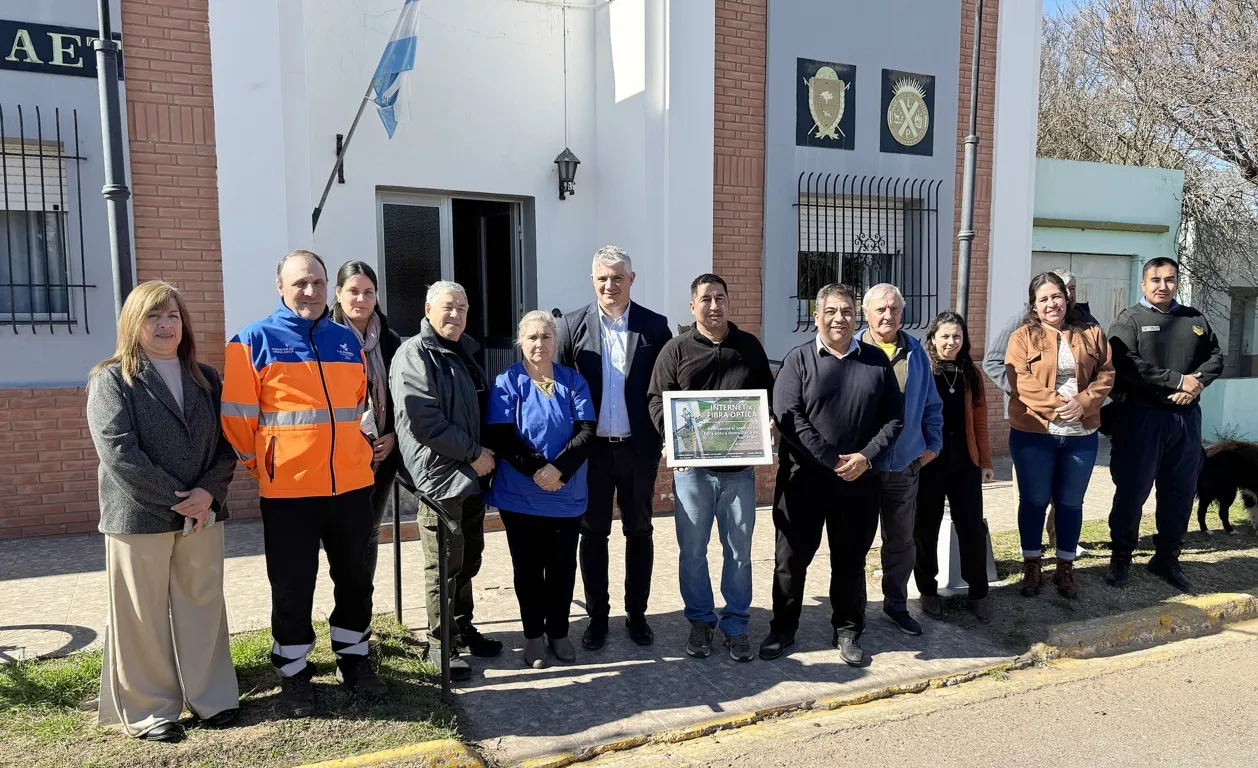 fibra optica van praet 1 FILE