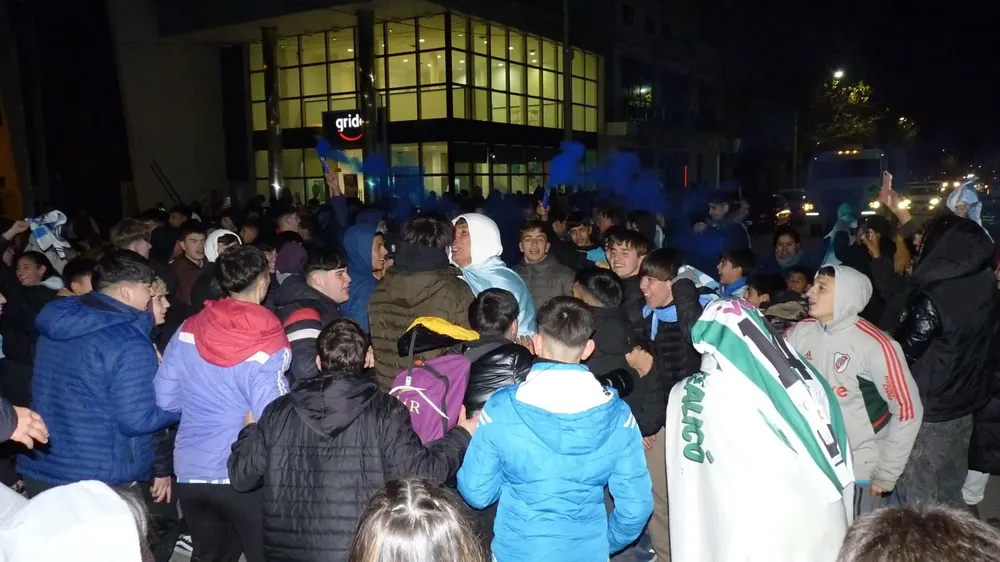 caravana argentina campeon 17 (FILEminimizer)