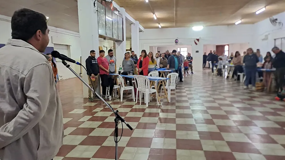 VAN PRAET 25 DE MAYO 8