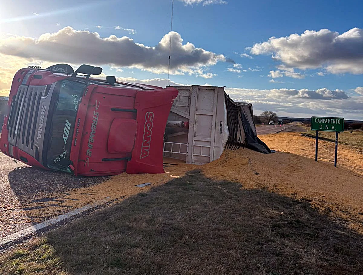 CAMION VUELCO 1