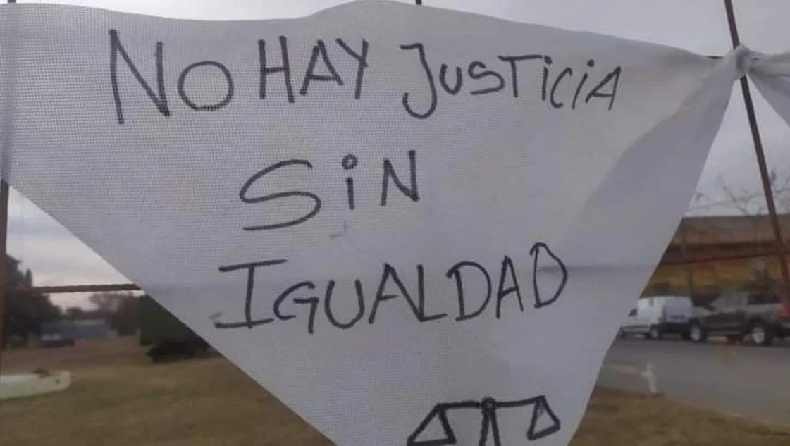 No hay justicia sin igualdad pañuelo