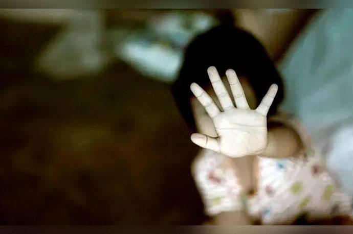 niña golpeada