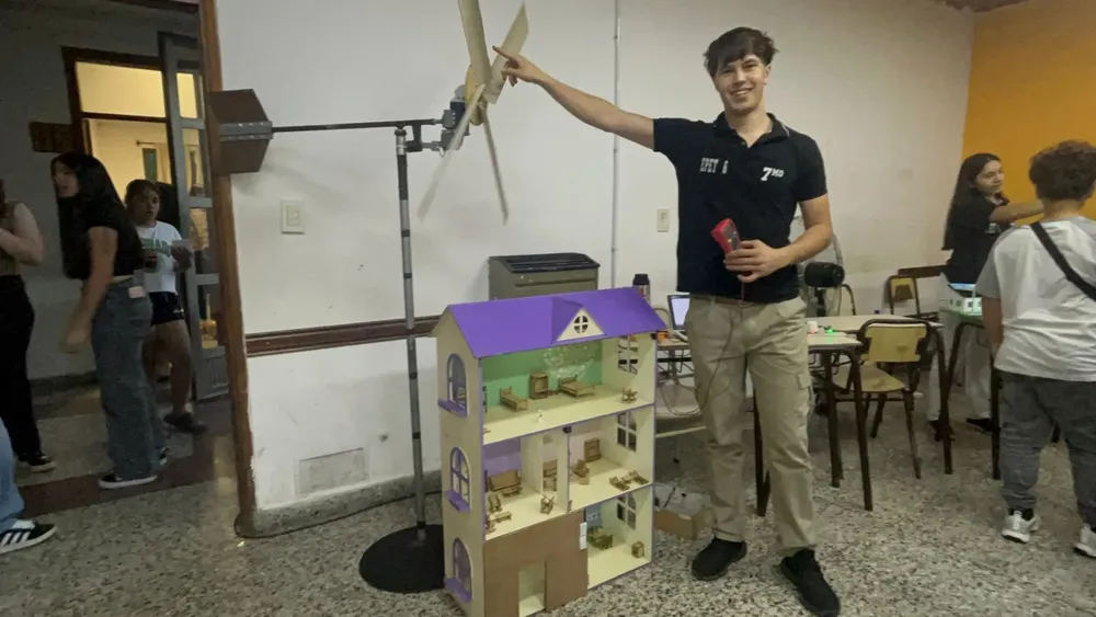 ef273a0d-70d4-49e9-8257-ea0524aac908