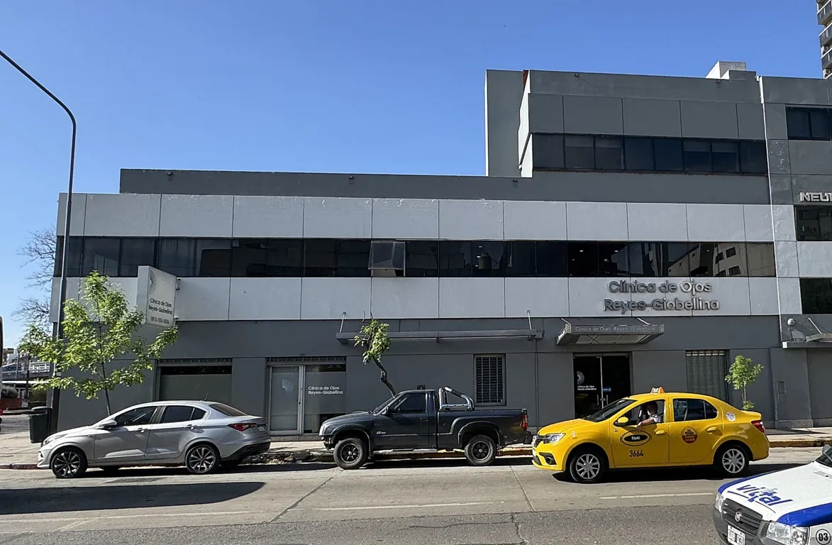 clinica reyes giobellina 3 FILE