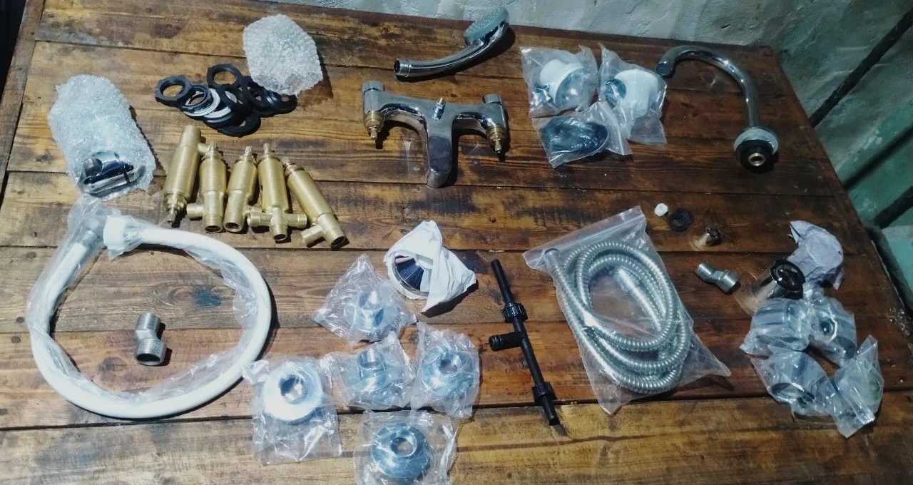 grifería robada 1