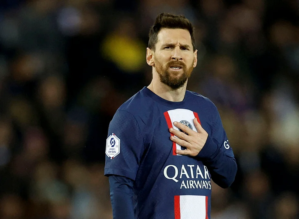 messi psg 24