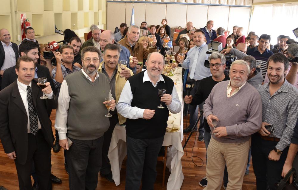 BRINDIS DIA DEL PERIODISTA 1