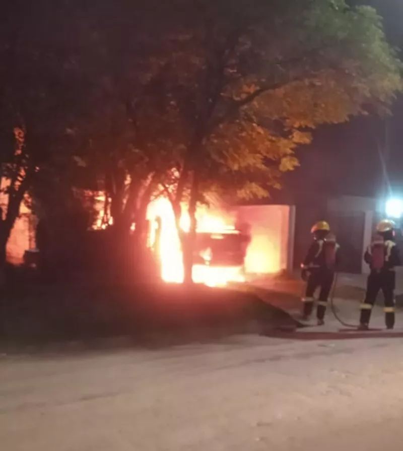 incendio camioneta 1