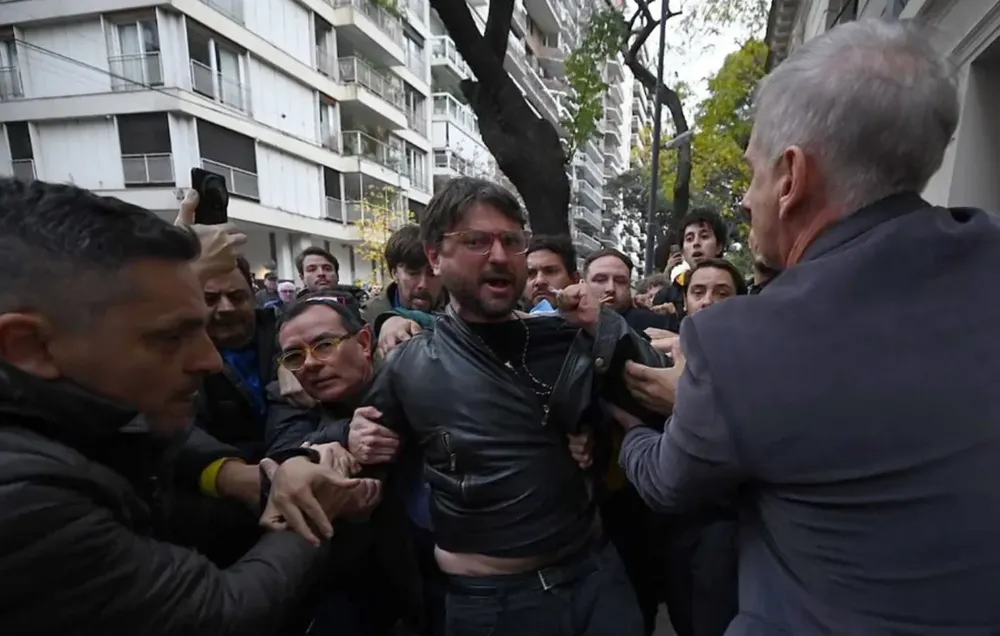 GRABOIS DETENIDO