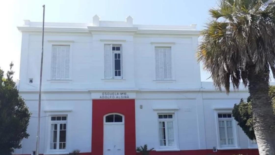 escuela 10 catrilo