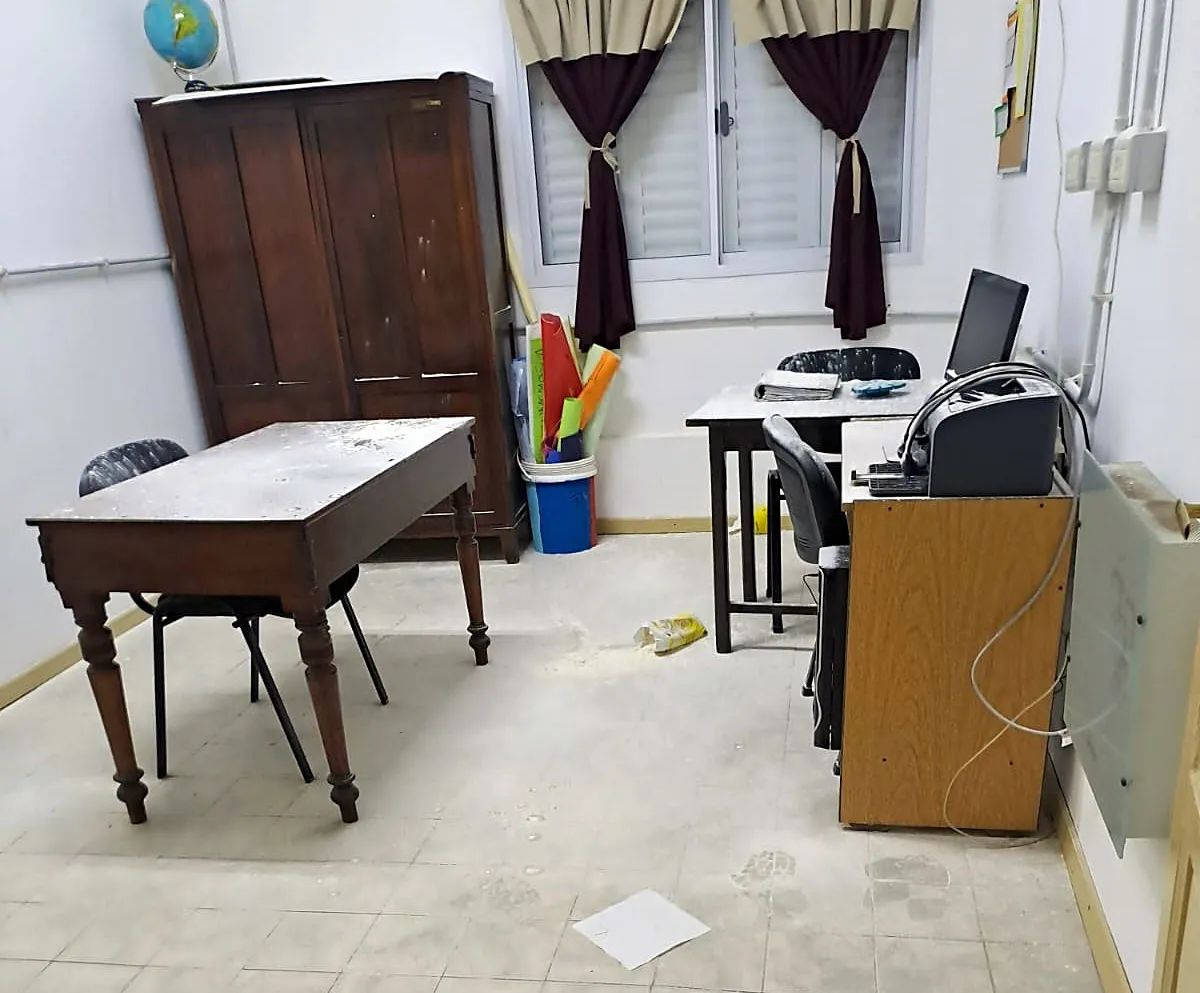 vandalismo escuela mariano moreno 2