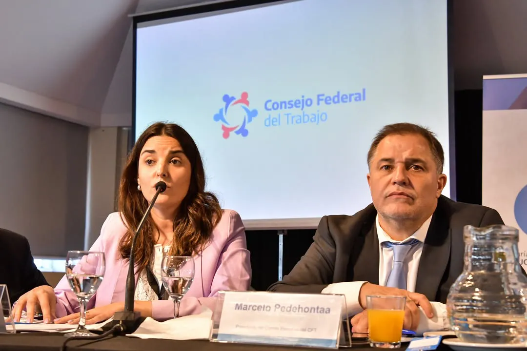 🗣 - 𝗥𝗲𝗱 𝗧𝗲𝗿𝗿𝗶𝘁𝗼𝗿𝗶𝗮𝗹 𝗰𝗼𝗻𝘁𝗿𝗮 𝗹𝗮 𝘃𝗶𝗼𝗹𝗲𝗻𝗰𝗶𝗮 𝗹𝗮𝗯𝗼𝗿𝗮𝗹 𝗲𝗻 𝗹𝗮 𝗽𝗮𝗺𝗽𝗮 𝘆 𝘀𝘂 𝗽𝗿𝗼𝘁𝗼𝗰𝗼𝗹𝗼 𝗱𝗲 𝗮𝗰𝘁𝘂𝗮𝗰𝗶𝗼́𝗻.🔶 - Ana Rodríguez, delegada de relaciones laborales d