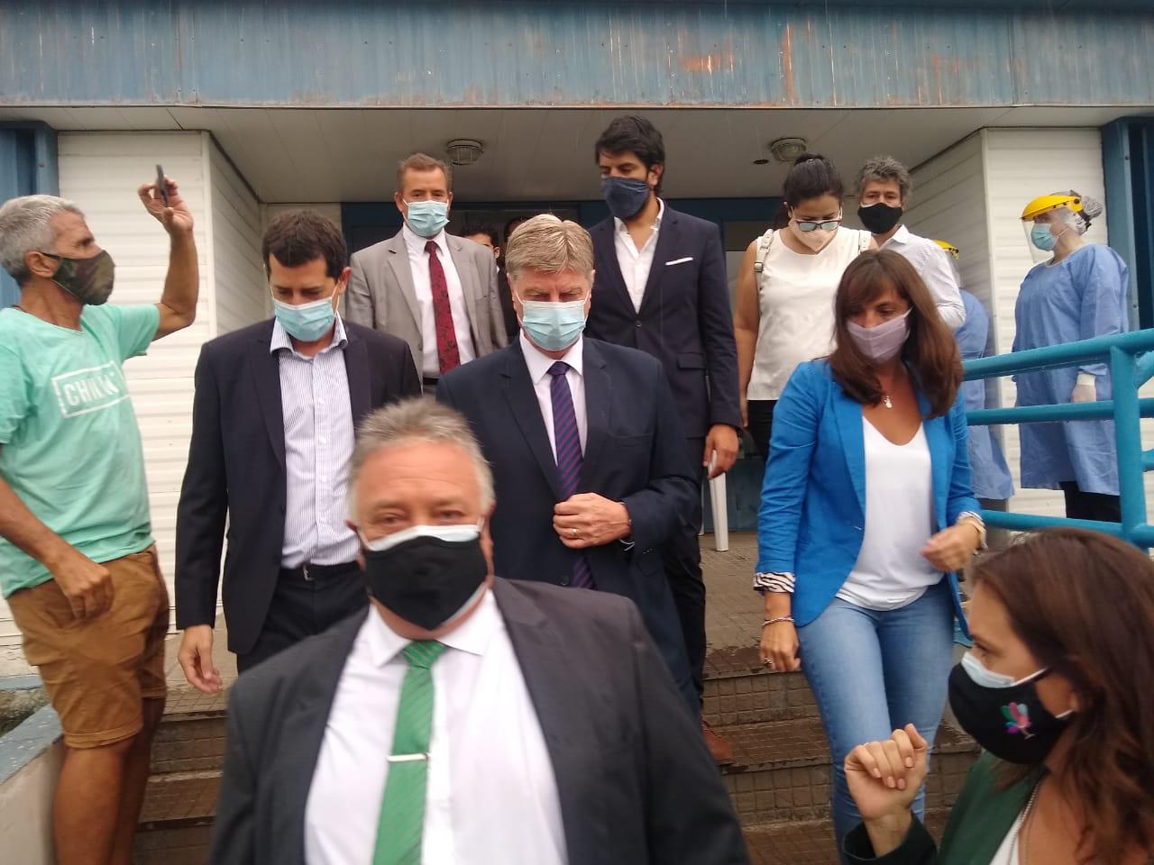 MINISTROS LLEGARON