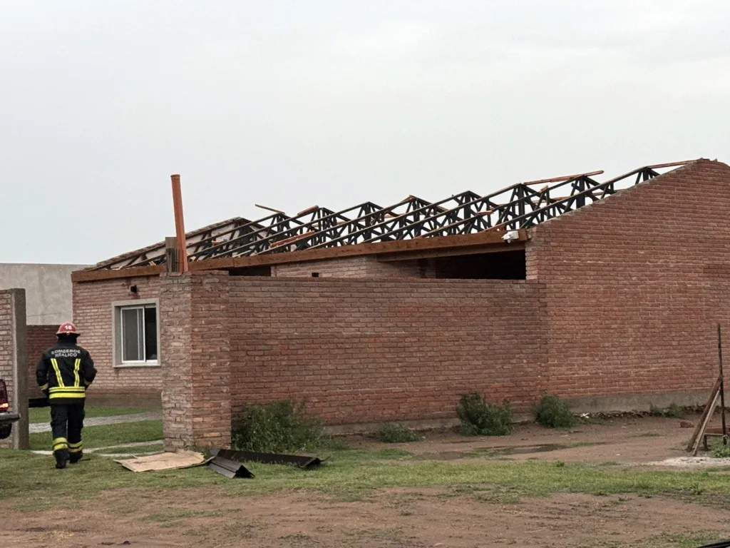 VOLADURA TECHO LOPEZ 1 FILE