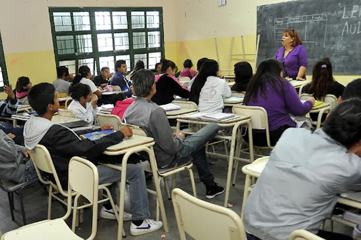 Alumnos-secundarios-escuelas