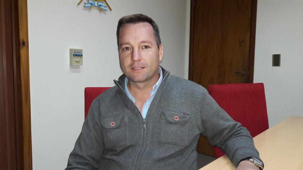 GUSTAVO HECKER GERENTE COOPERATIVA AGROPECUARIA