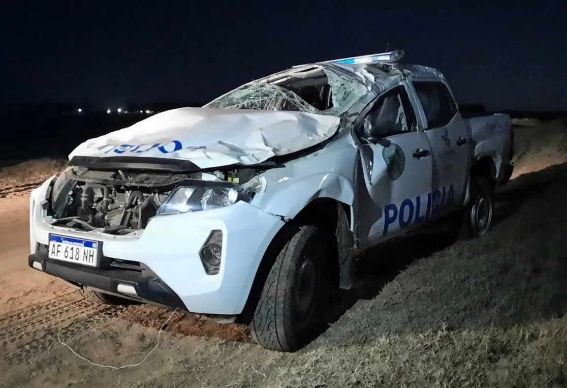 patrulla volcada larroude