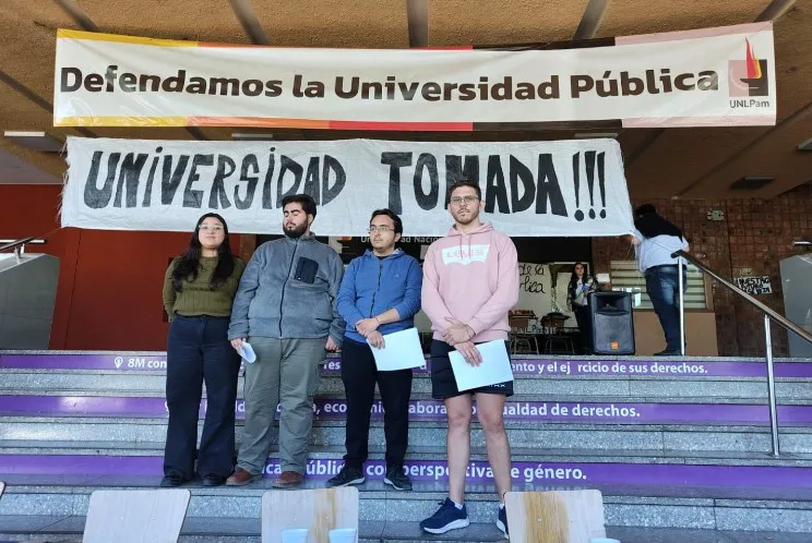 Universidad tomada 2