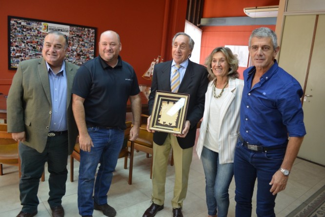 05-04_VISITA_DE_BEDECARRATSZ-fit-666x444