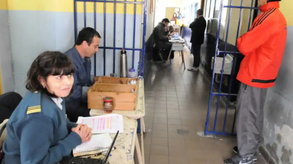 2022-09-08-presos-votacion-1399775