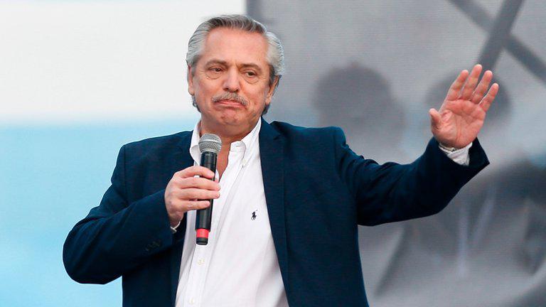 Alberto Fernandez 1