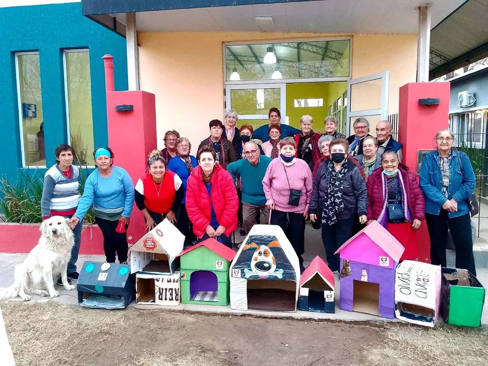 CUMELEN CASITAS PERRO 1