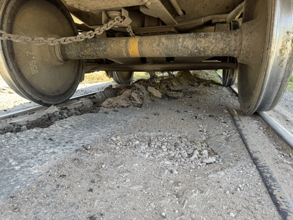 descarrilamiento 5 (FILEminimizer)