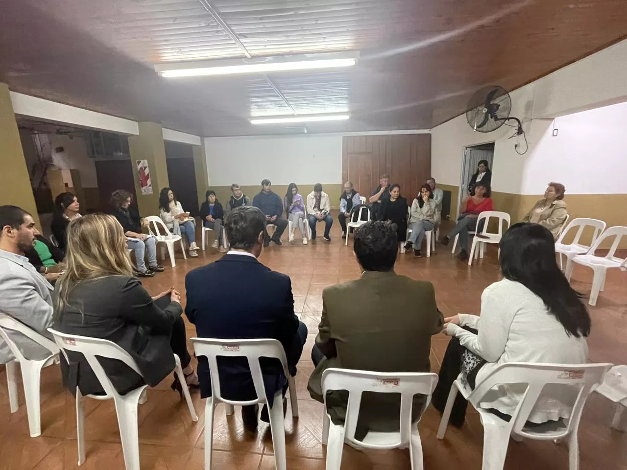 AA  A MAS CERCA MAISONNAVE