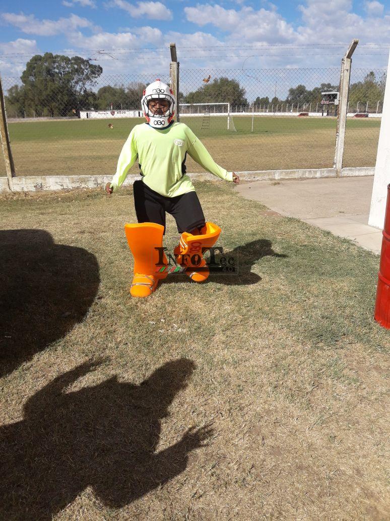ESTRENO EQUIPO DE ARQUERO (1)