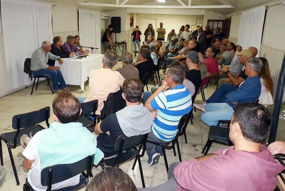 reunión municipio productores caminos 3 c