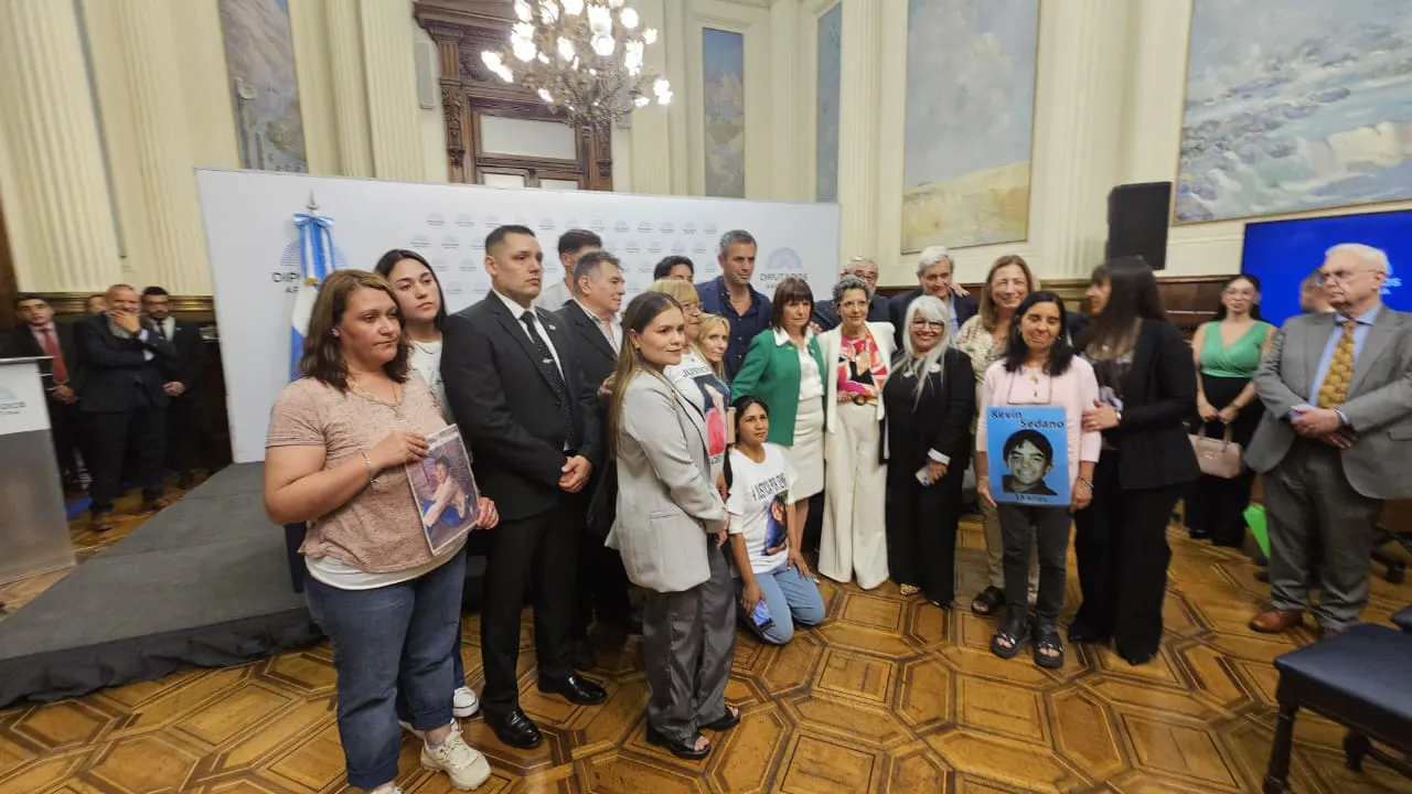 2d2b6479-1020-4b80-94b1-6eab84db1406