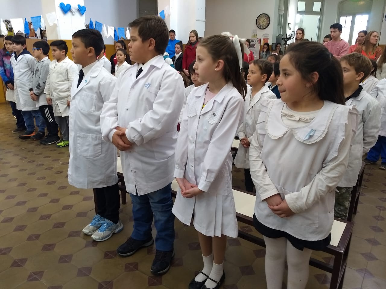 VAN PRAET ACTO DIA DE LA BANDERA 2019