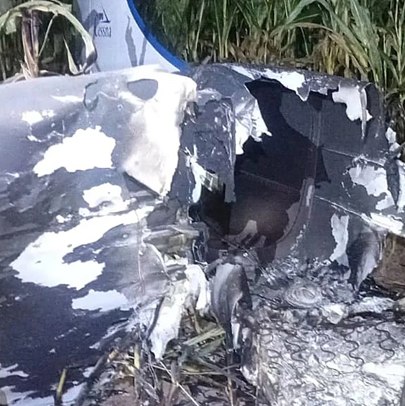 avion costa sacate 2