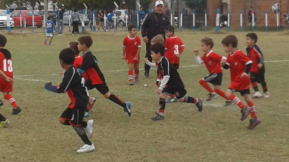 32104768_1909302605748069_4266521362526371840_n