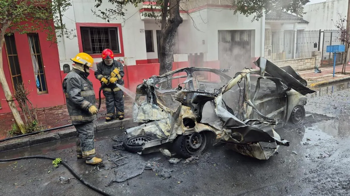 auto explotado
