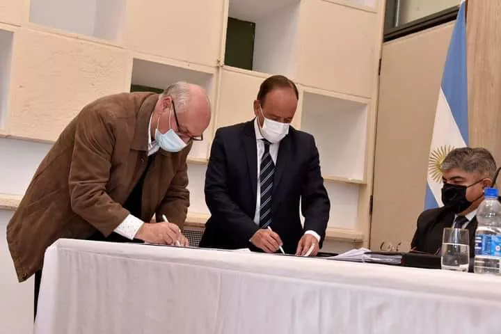 Olivero y ministro de seguridad di napoli