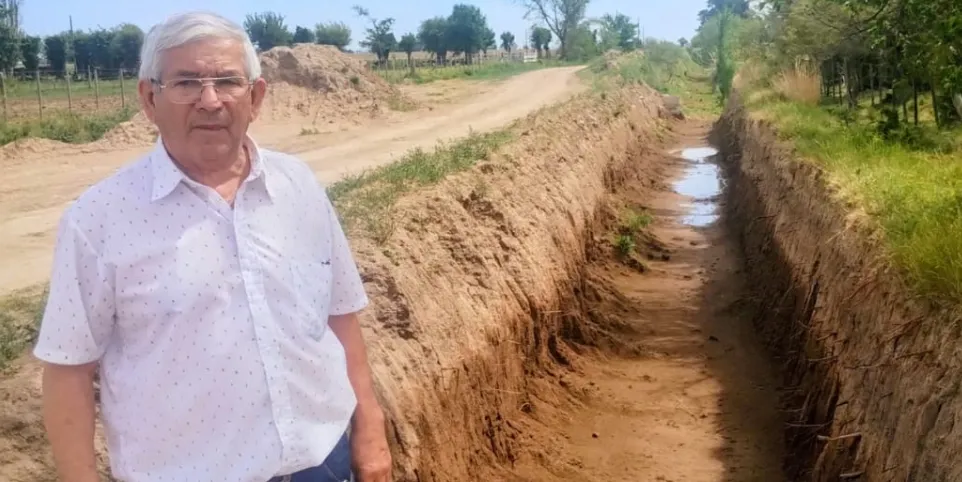 canales Lagos portada Carrizo.jpeg