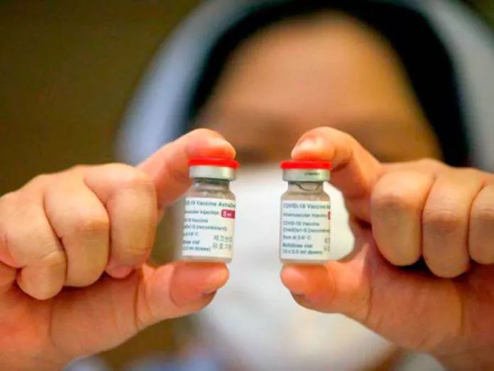 COMBINACIÓN VACUNAS