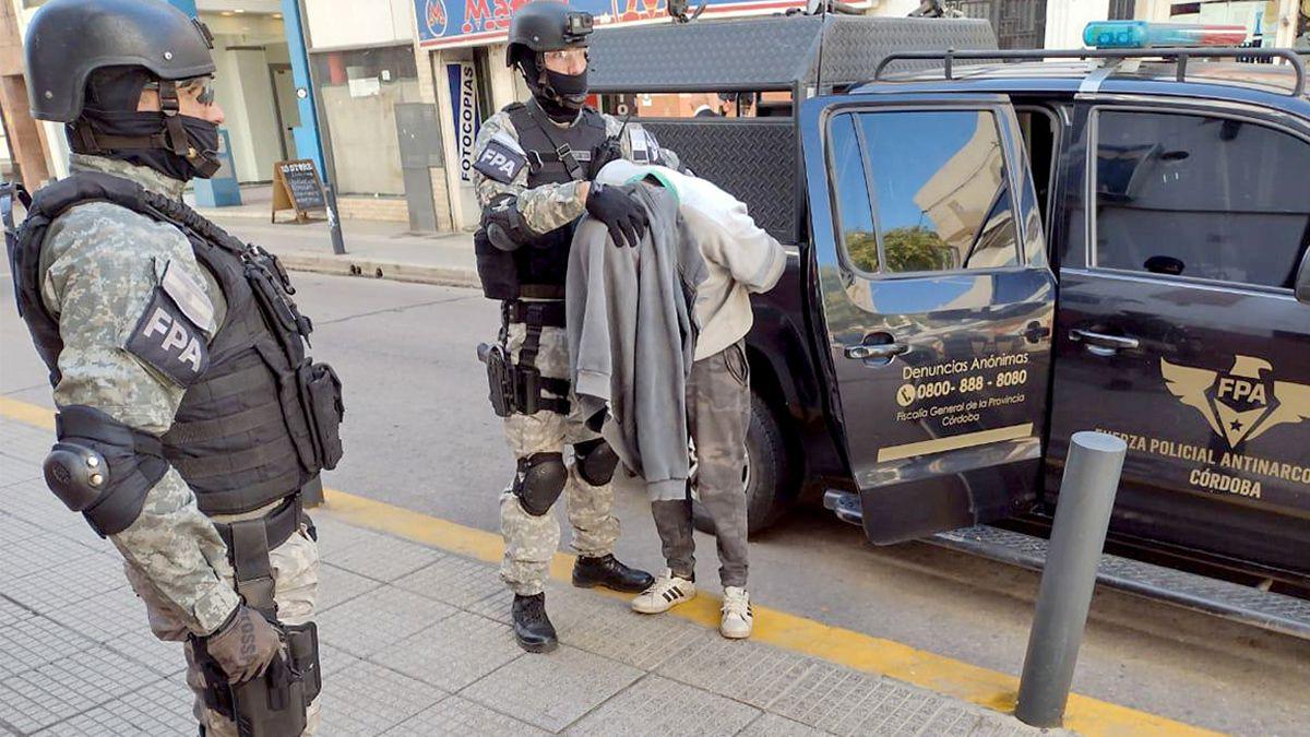 Mackenna detenido droga