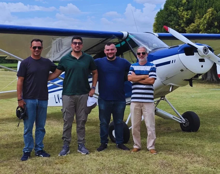 ALUMNOS PILOTOS MERCEDES