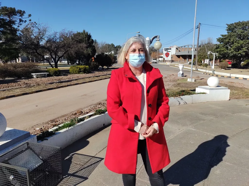 IMG_20210811_112156142_BURST000_COVER_TOP (FILEminimizer)