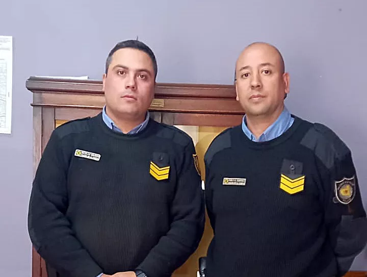 POLICIAS SALVARON SUICIDA PP