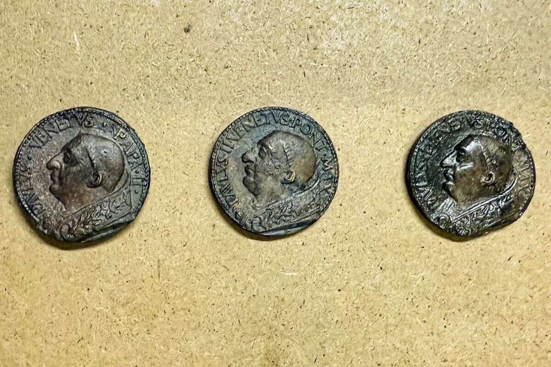 720 (4)