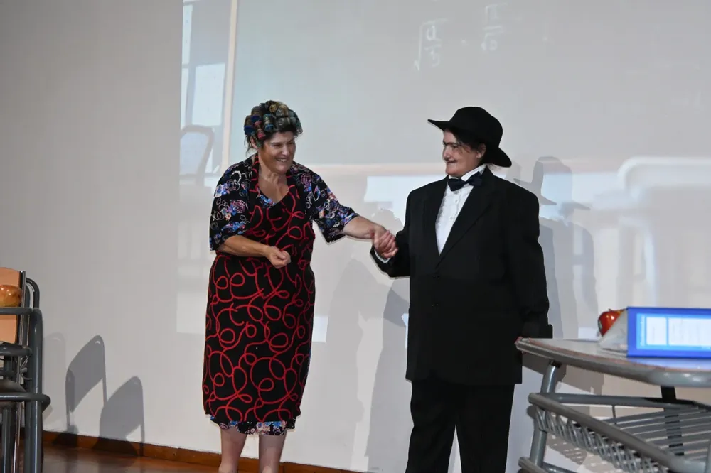 339dabf4-4393-4270-88a2-ebbd125a7587