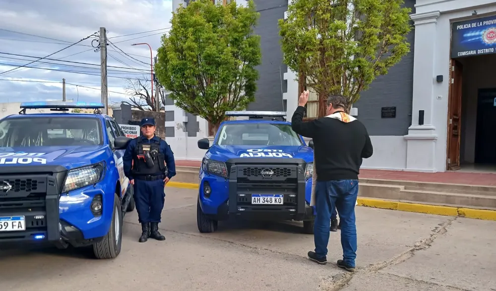 POLICIA VILLA HUIDOBRO NUEVOS MOVILES 4