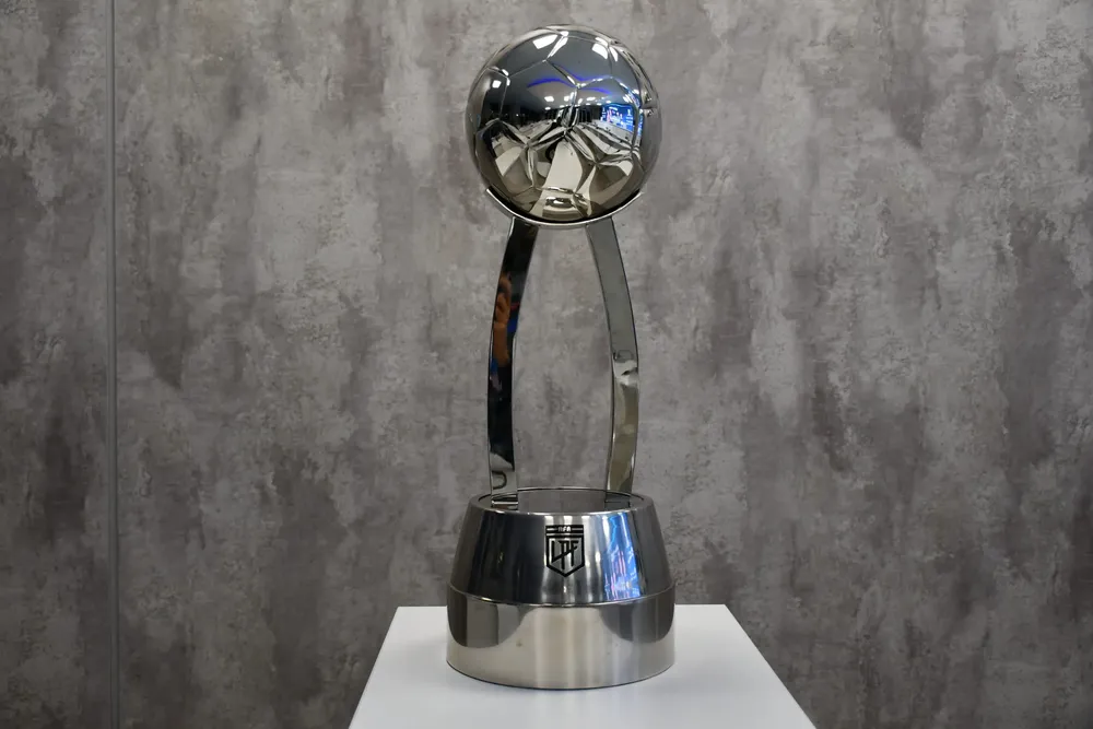 trofeo-copa-de-la-liga-scaled